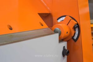 Фото 10 - Станок листогибочный STALEX TSB 2020/2.