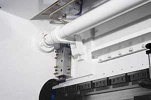Фото 31 - MetalTec HBM 160/3200C Листогибочные гидравлические прессы с ЧПУ контроллером TP10S.